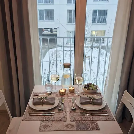 The New Style Of Old Praga Apartment Warschau